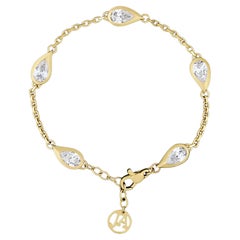 Mika Pear Shaped Diamond Bracelet in Yellow Gold