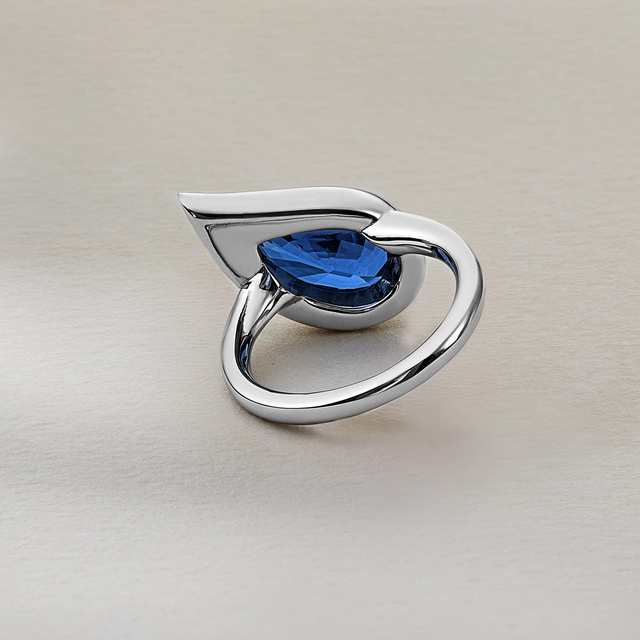 Contemporary Mika Pinky Ring in White Gold with Pear Blue Sapphire For Sale