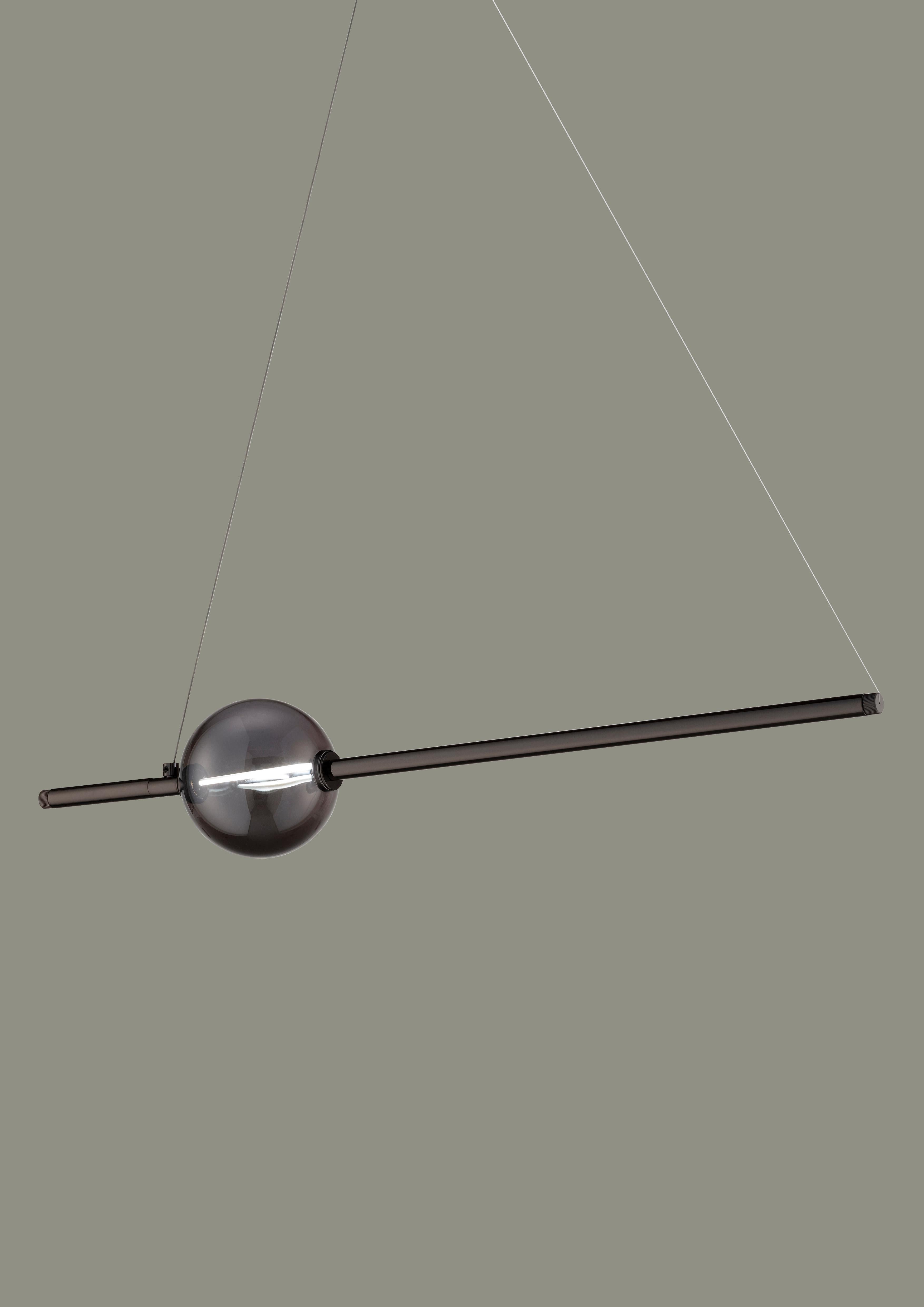 Lampada a sospensione Mikado Horizon di Euroluce Lampadari
Dimensioni: D 12 x L 70 x H 12 cm.
Materiali: Metallo e vetro.

Disponibile in diversi colori. I prezzi possono variare. Tutte le nostre lampade possono essere cablate a seconda del Paese.