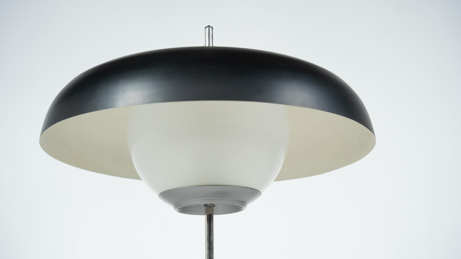 Mikado Lampe von Luigi Caccia Dominioni für Azucena, Italien, 1960er Jahre (Mitte des 20. Jahrhunderts) im Angebot