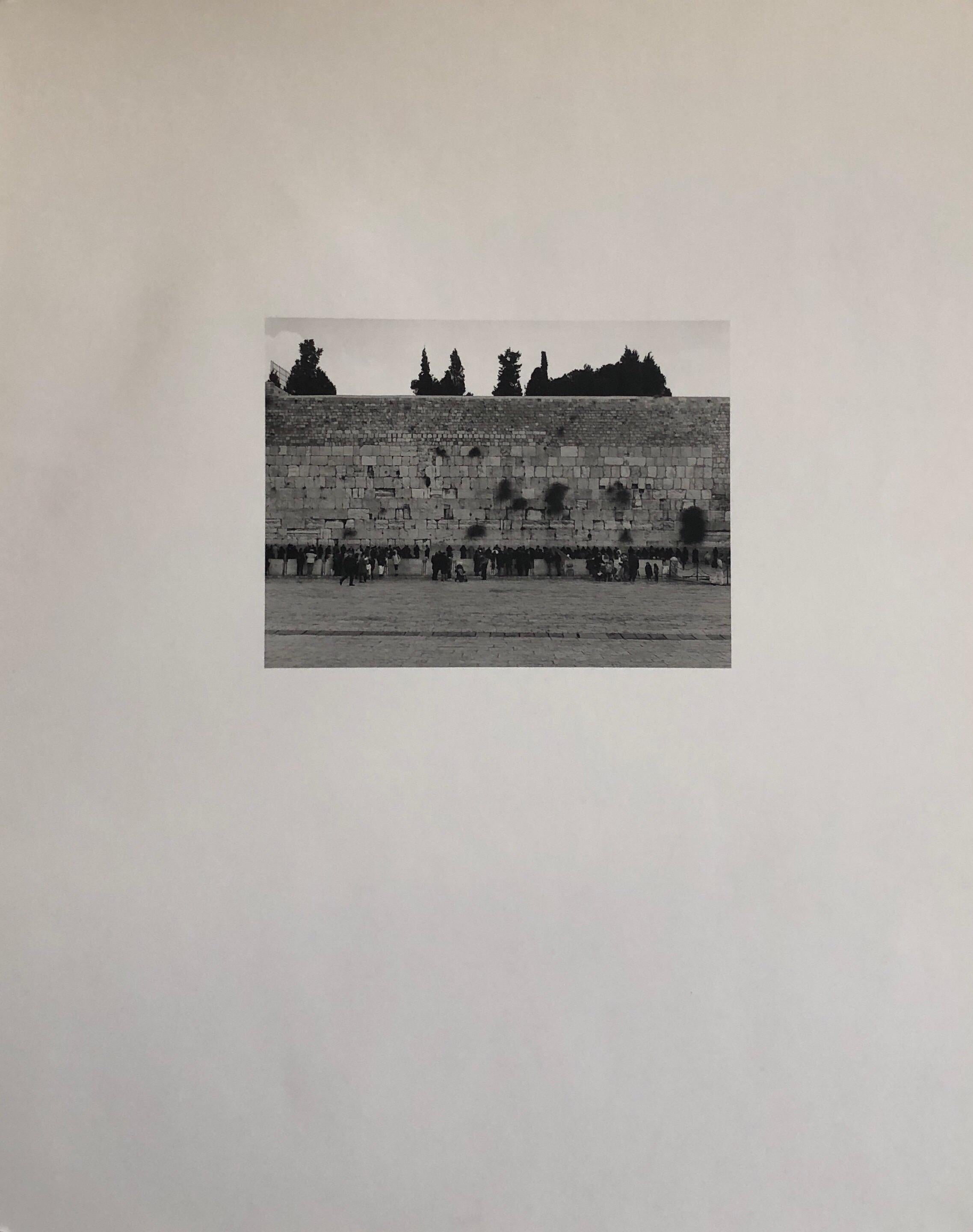 Jerusalem, Israel Western Wall Ed of 5 Vintage Silber Gelatinesilber Fotodruck Druck (Postmoderne), Photograph, von Mikael Levin