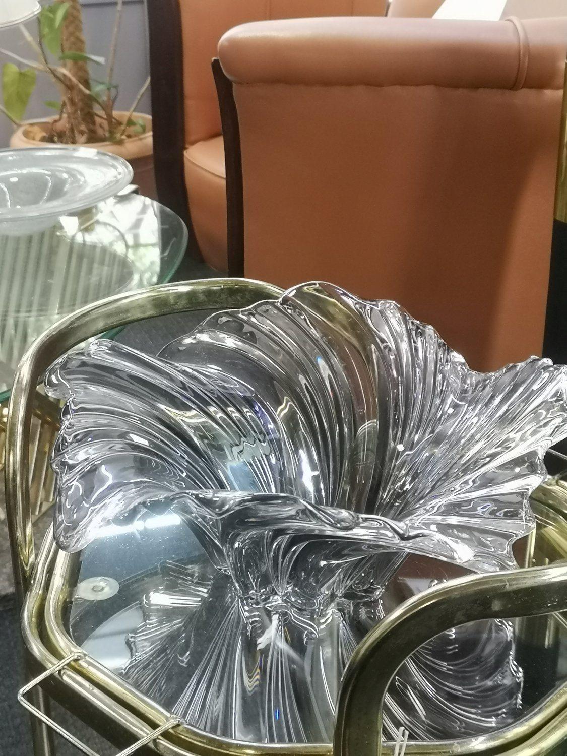 Mikasa Walther-Kristallglas-Schale Belle Epoque Wave Tafelaufsatz Schale (Moderne der Mitte des Jahrhunderts) im Angebot