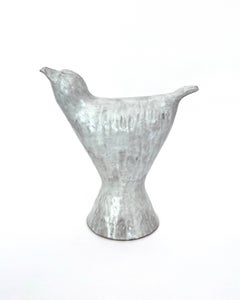 Keramik-Skulptur „Joyous Crow“