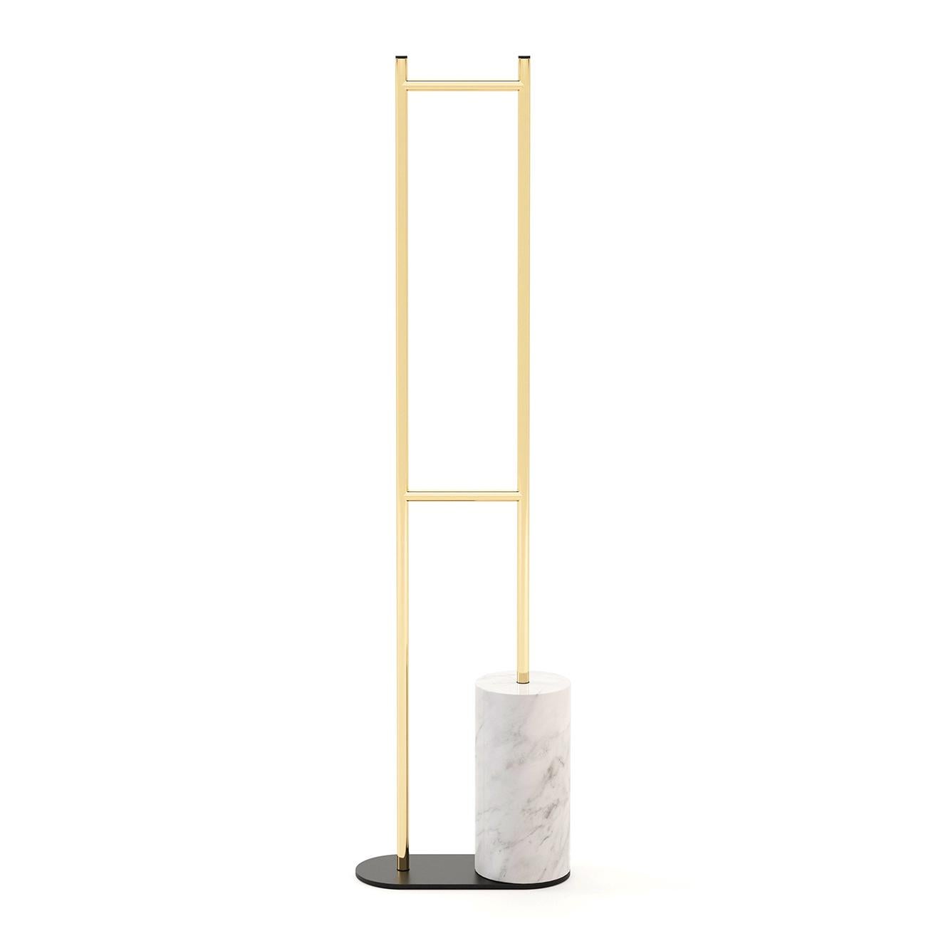Mike Coatrack with white polished carved marble base
and with blackened metal plate base. With polished stainless
steel coatracks in gold finish.
Also available with black marble or emperador dark marble,
on request, also available with other