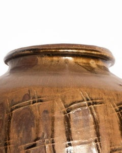 Mike Dodd, Vaso di tipo Amphora di grandi dimensioni