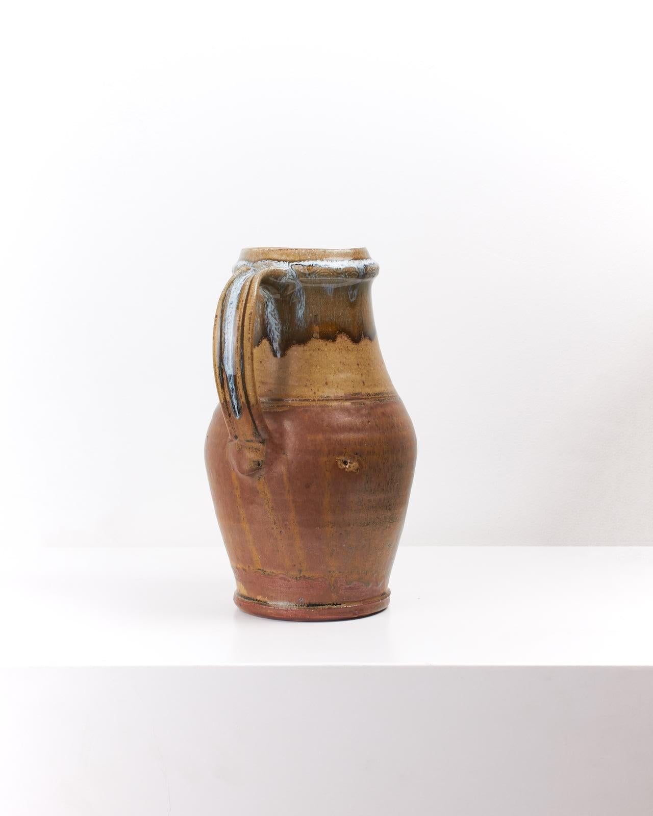 Grès émaillé
H25 x W19 cm
