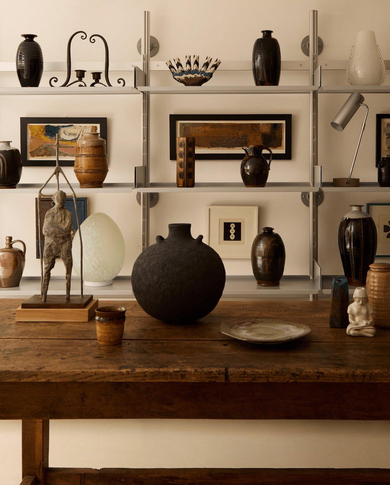 20ième siècle Mike Dodd, vase en grès en vente