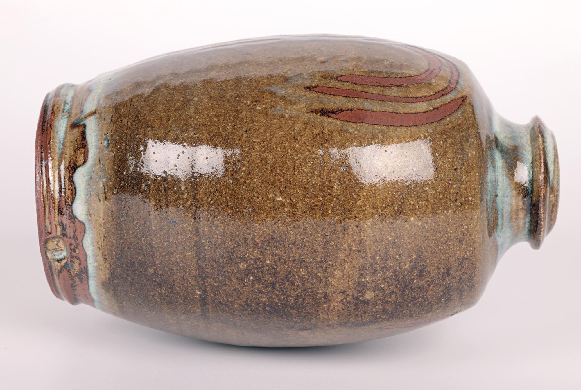 Mike Dodd Studio-Keramik-Vase mit stilisiertem Baumdesign (Steingut) im Angebot