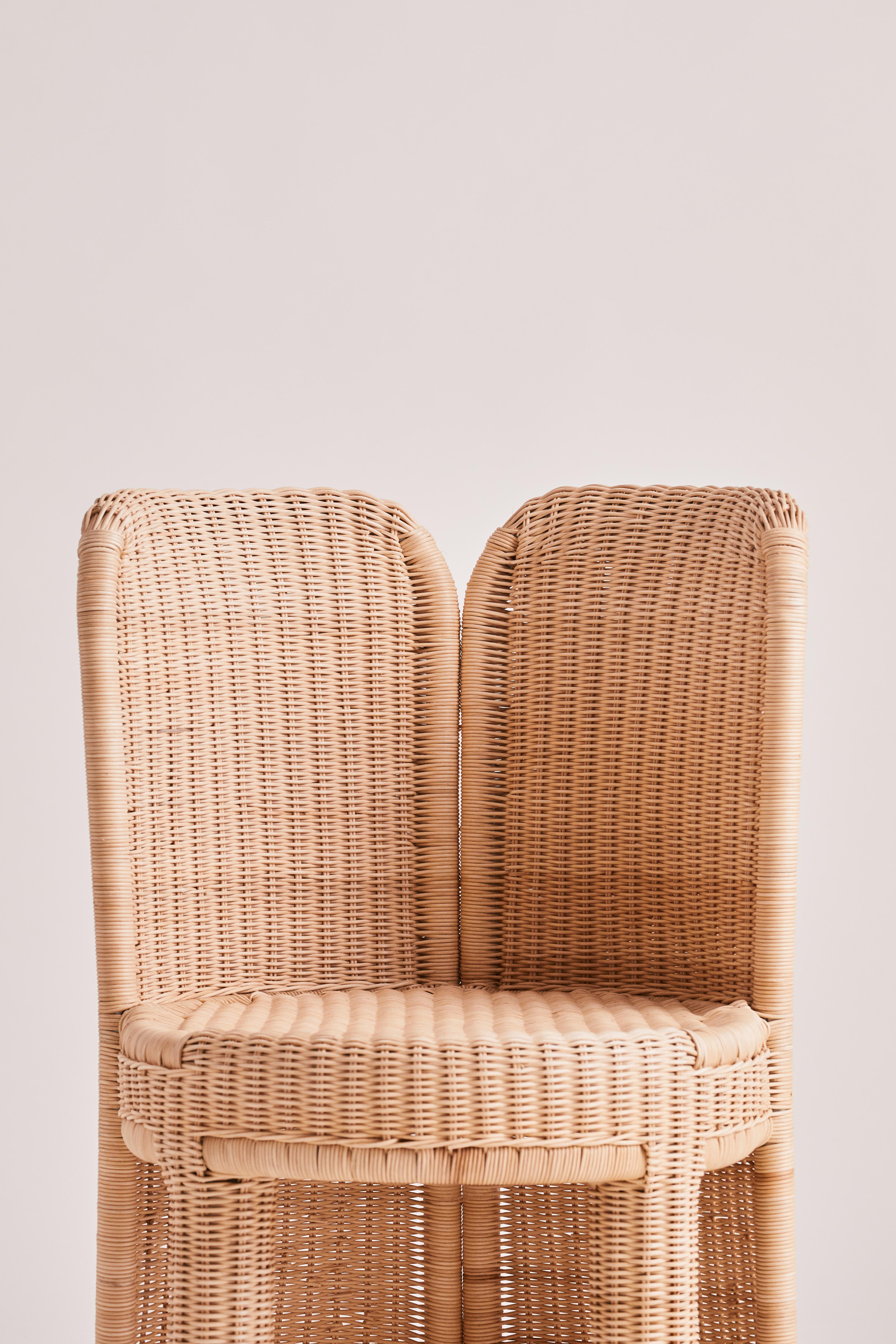 Miki Esszimmerstuhl Kunststoff im Zustand „Neu“ im Angebot in MADRID, ES