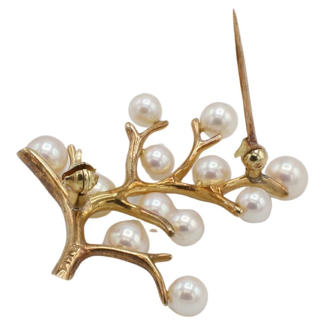 Round Cut Mikimoto 14 Karat Yellow Gold Akoya Cultured Pearl Tree of Life Brooch Pin For Sale