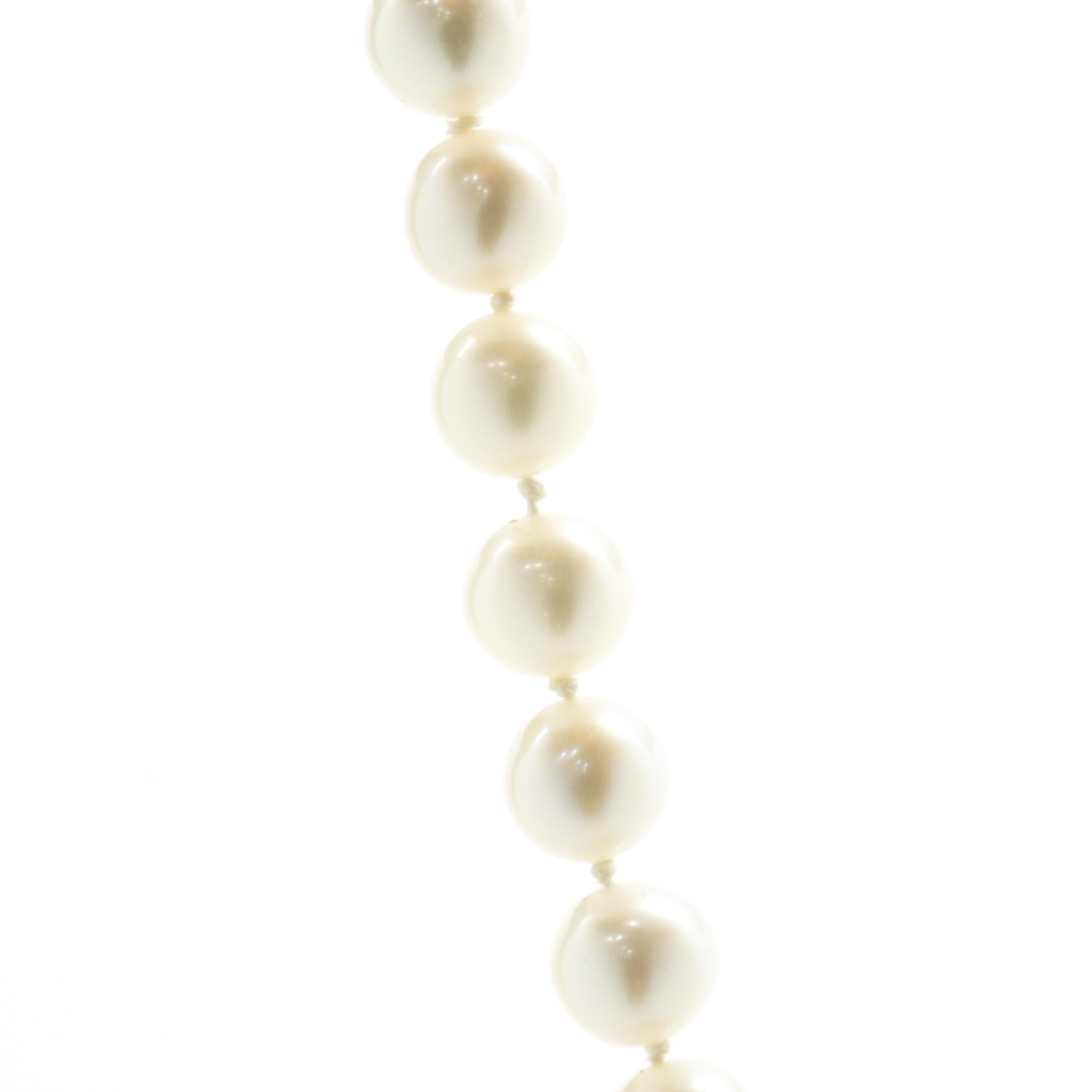 Designer: Mikimoto
Material: 14K yellow gold
Weight: 25.00 grams
Dimensions: necklace measures 18.75-inches
