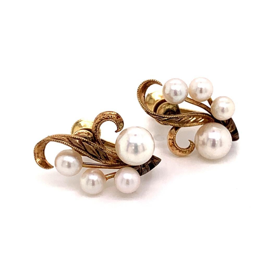 14k Gold Earrings With Pearls by Mikimoto 2.57 Grams 4-6 mm M130 In Good Condition In Brooklyn, NY