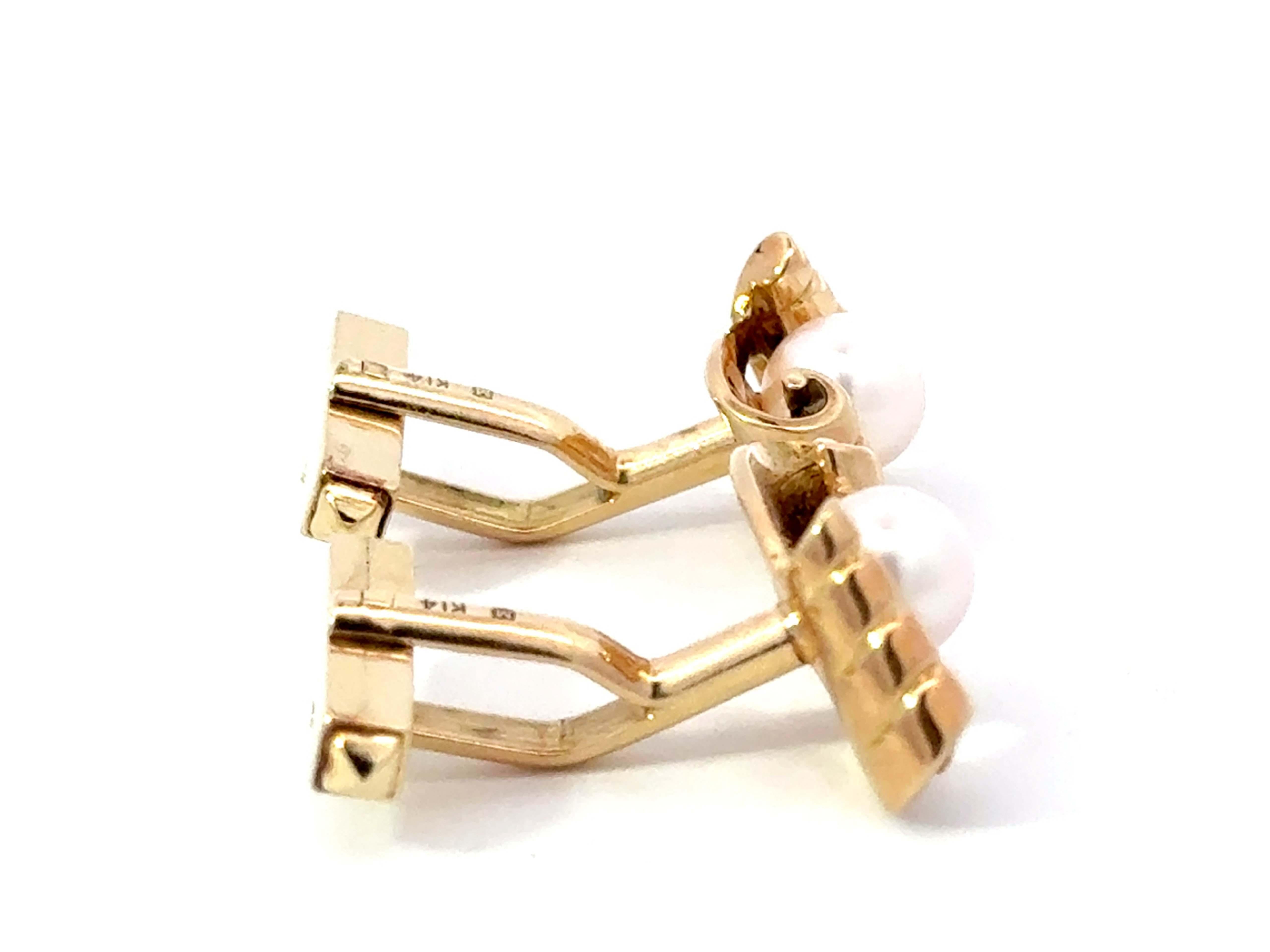 Taglio rotondo Mikimoto - Gemelli con perle in oro giallo 14k in vendita