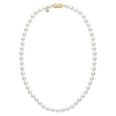 Mikimoto Collar de perlas cultivadas Akoya con cierre de oro amarillo de 18k U80118K