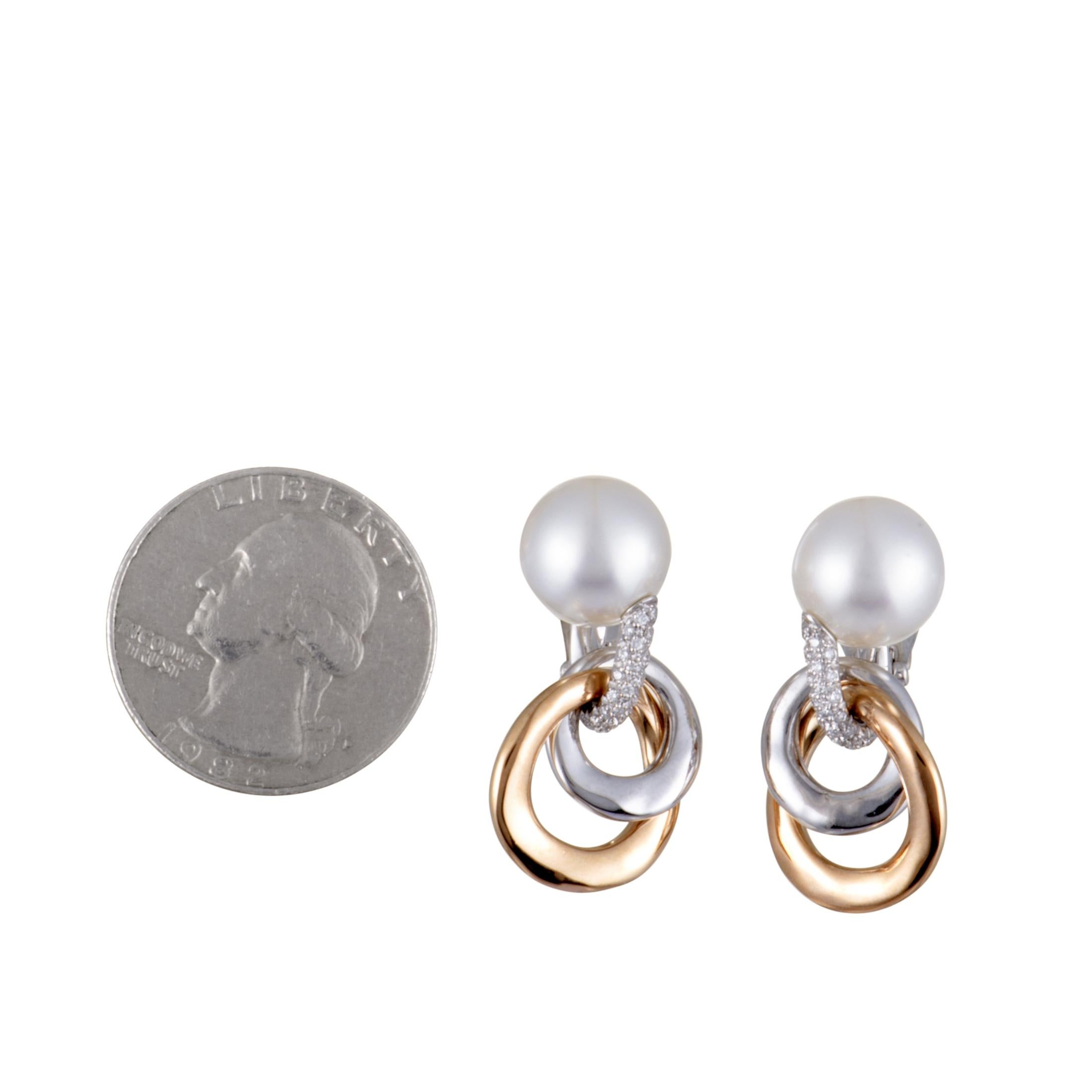 The sublime rose gold gives an attractive touch of radiant allure to these delightful earrings that boast a stunningly feminine appeal thanks to the charming design and lustrous décor. The pair is created by Mikimoto and it is masterfully crafted