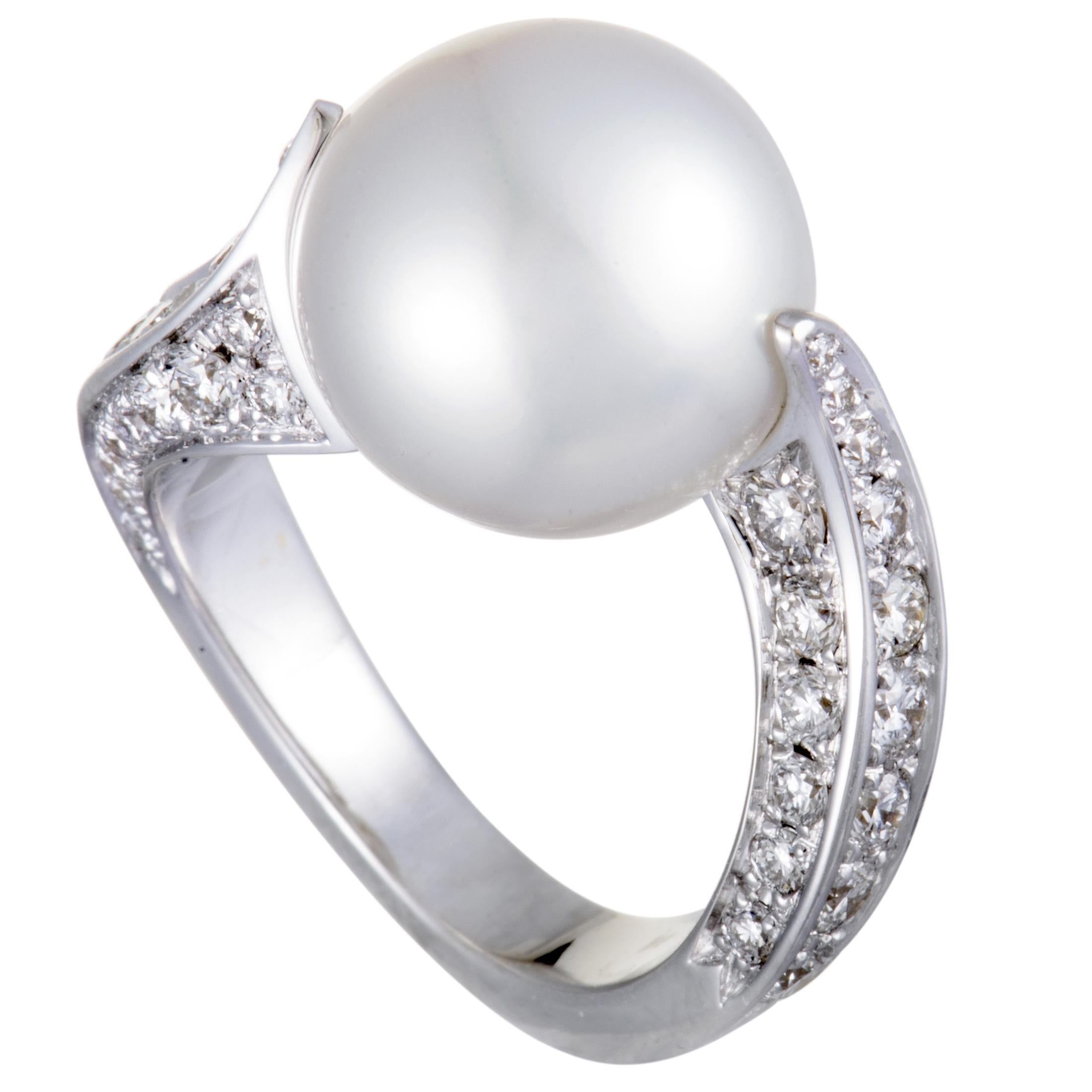 Mikimoto 18 Karat White Gold Diamond and White Pearl Ring