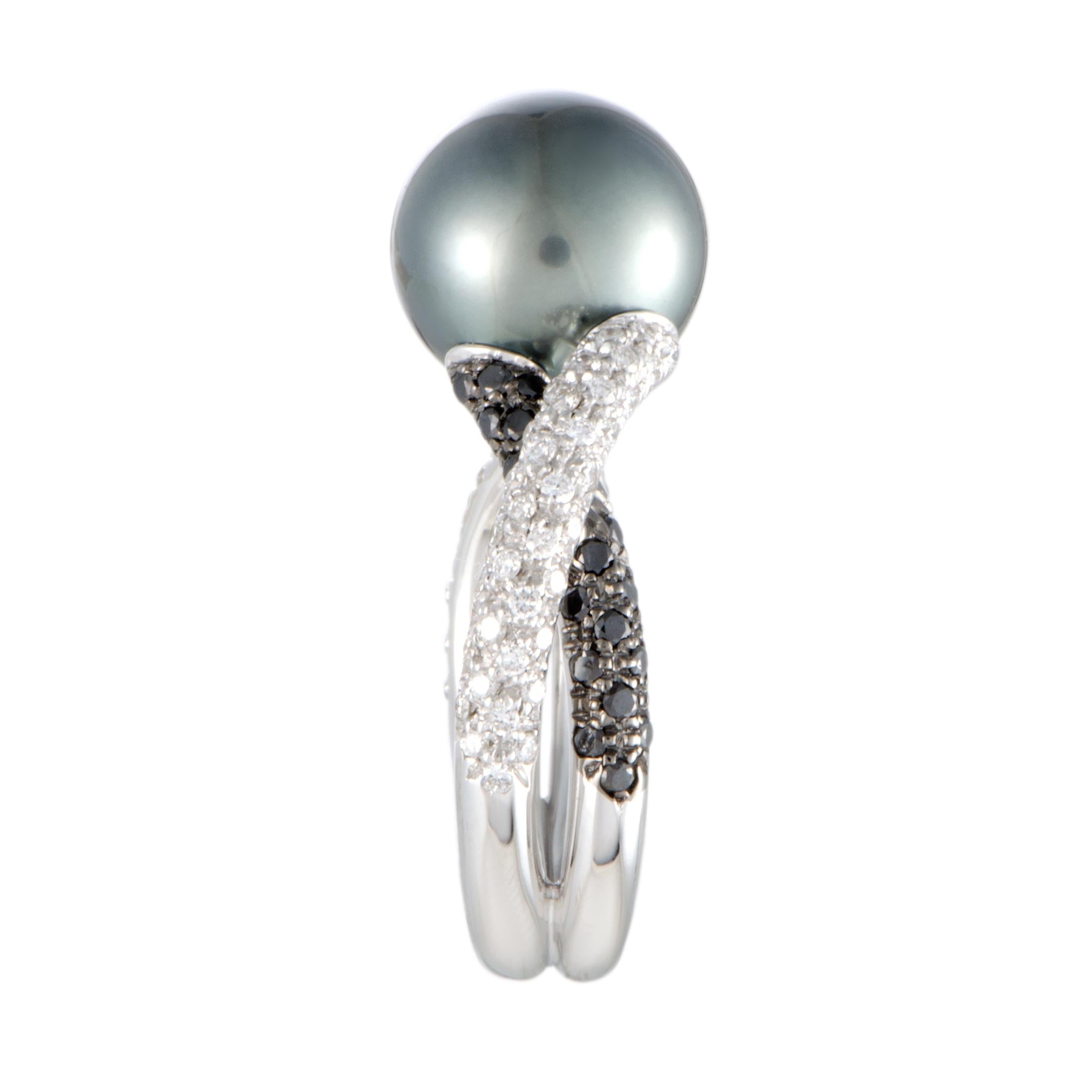 Women's Mikimoto 18 Karat White Gold White and Black Diamonds and Black Pearl Ring