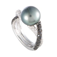 Mikimoto 18 Karat White Gold White and Black Diamonds and Black Pearl Ring