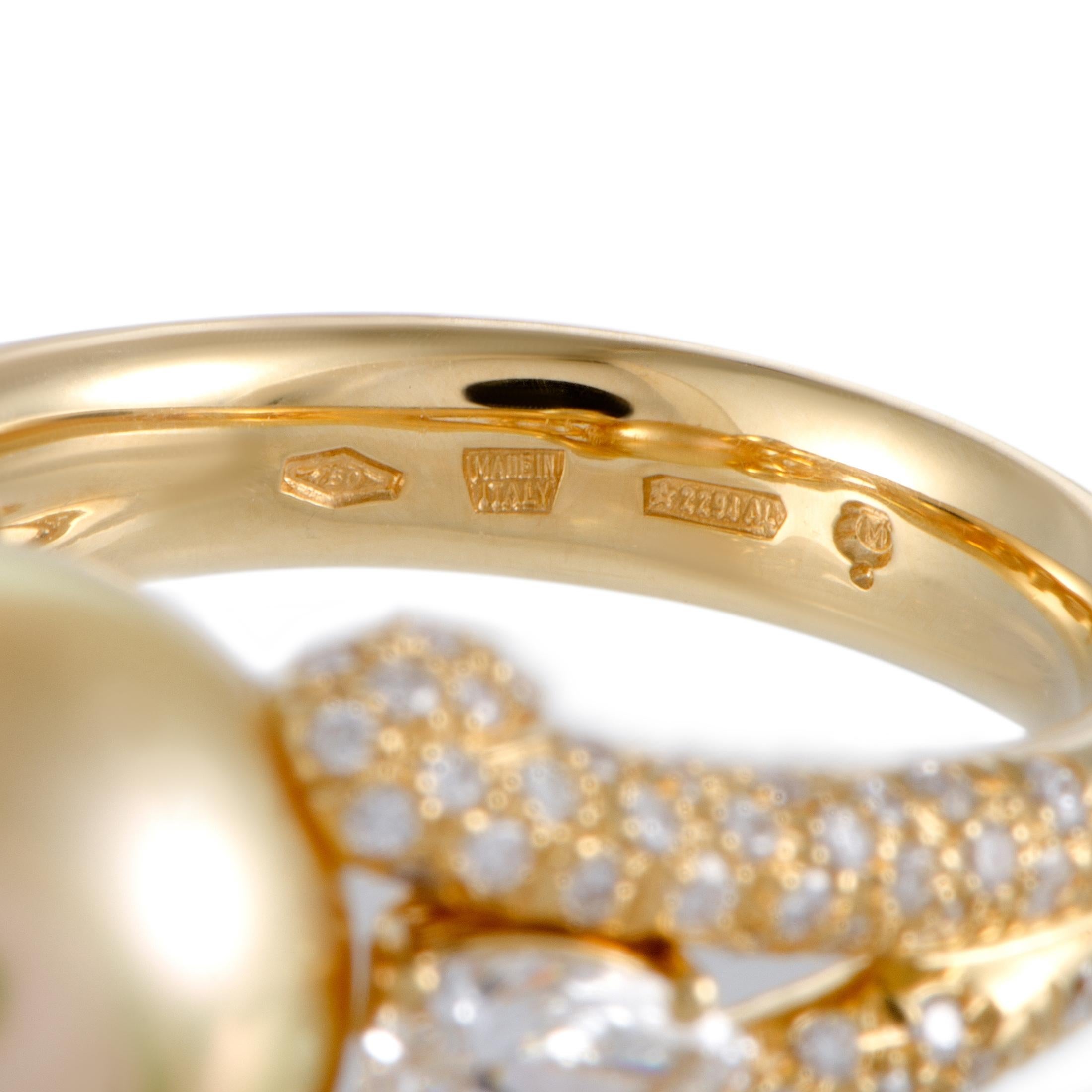 Mikimoto Yellow Gold Diamond and Golden Pearl Ring In Excellent Condition In Southampton, PA
