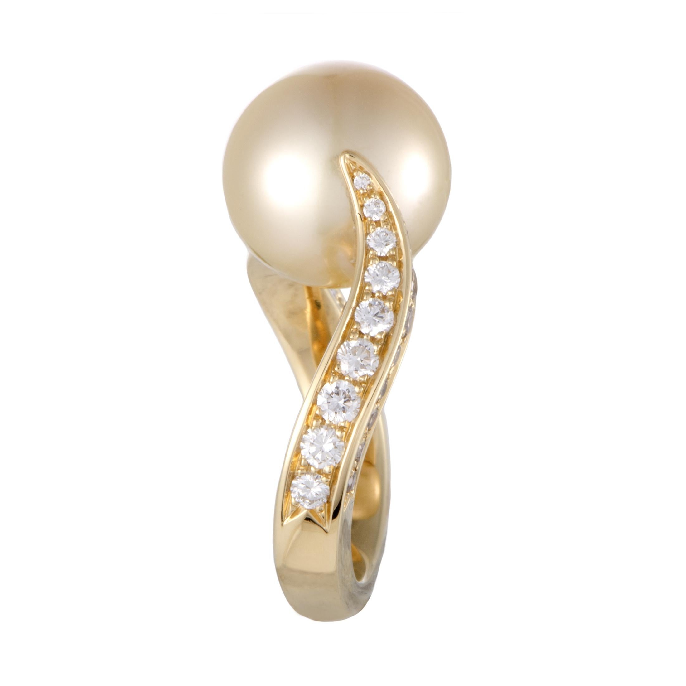 Mikimoto 18 Karat Yellow Gold Diamond and Golden Pearl Ring 1