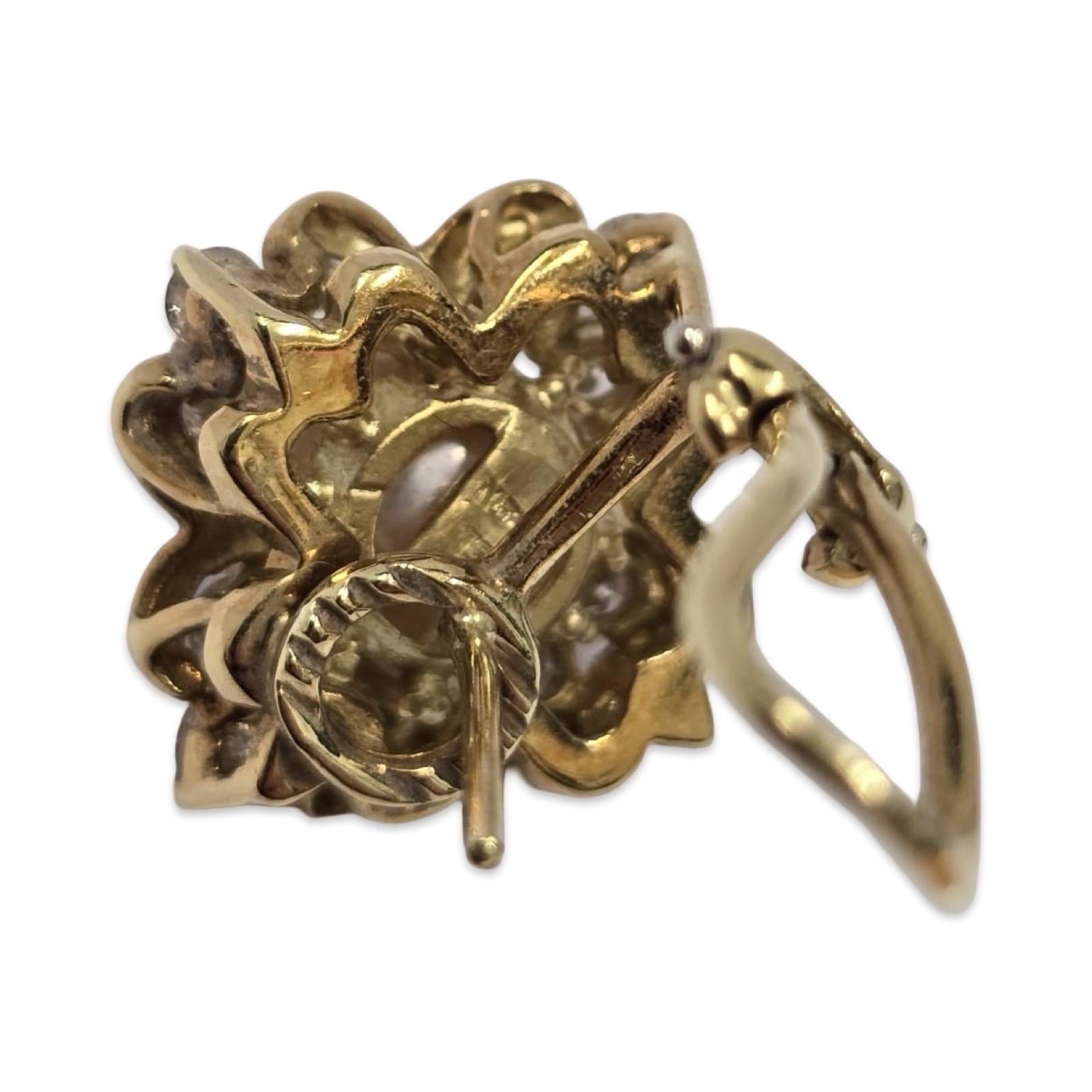 Orecchini con perle e diamanti in oro 18K di Mikimoto, 2,40ctw, perle da 8,7mm in vendita 5