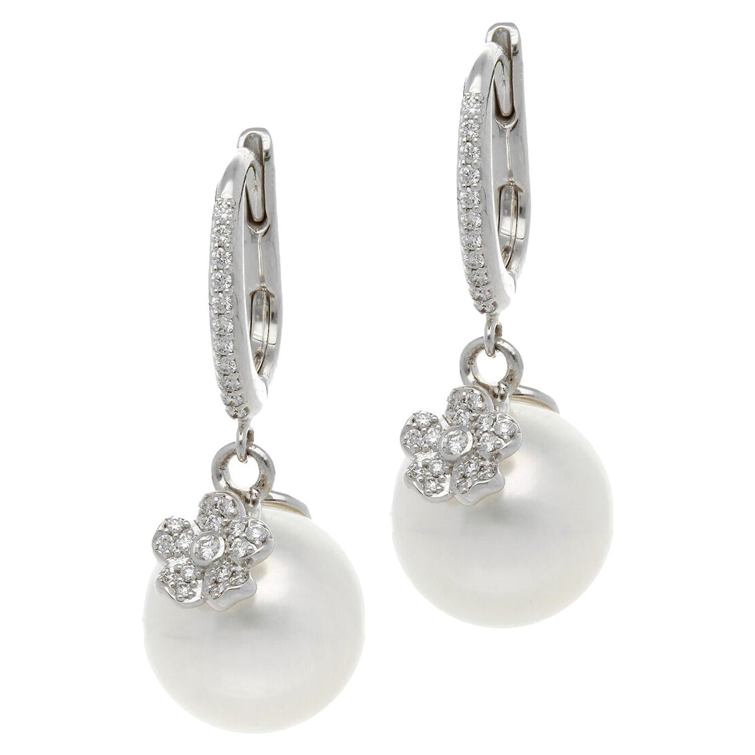 Mikimoto 18 Karat White Gold White 