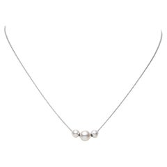 Mikimoto Collana con linea di perle coltivate Akoya in oro bianco 18k MPQ10081AXXW