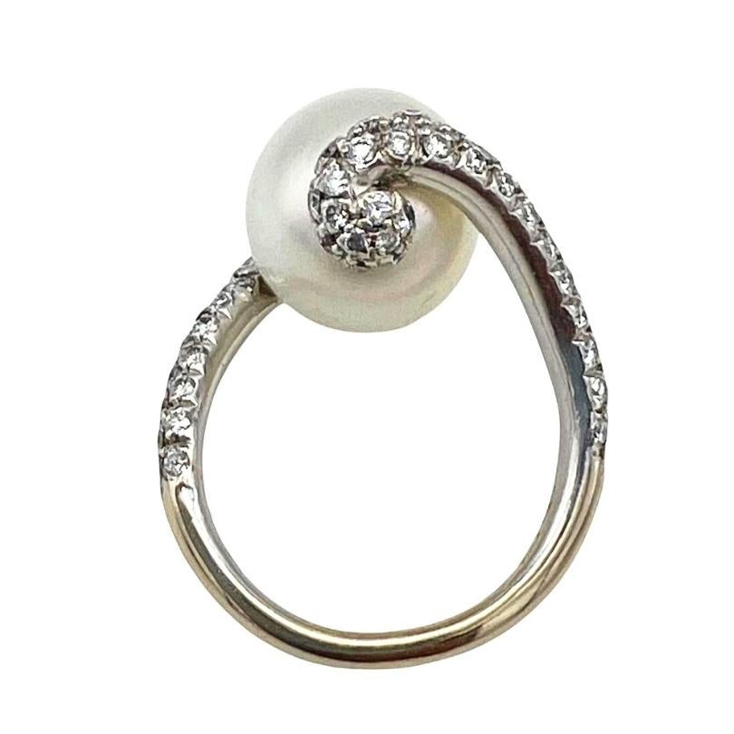 Mikimoto Pearl Gold Cocktail Ring, Diamond 18k White Gold For Sale 2