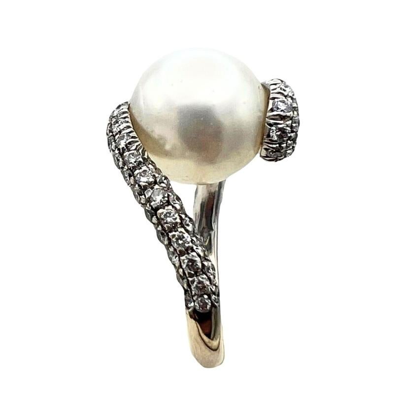 Mikimoto Pearl Gold Cocktail Ring, Diamond 18k White Gold For Sale 3
