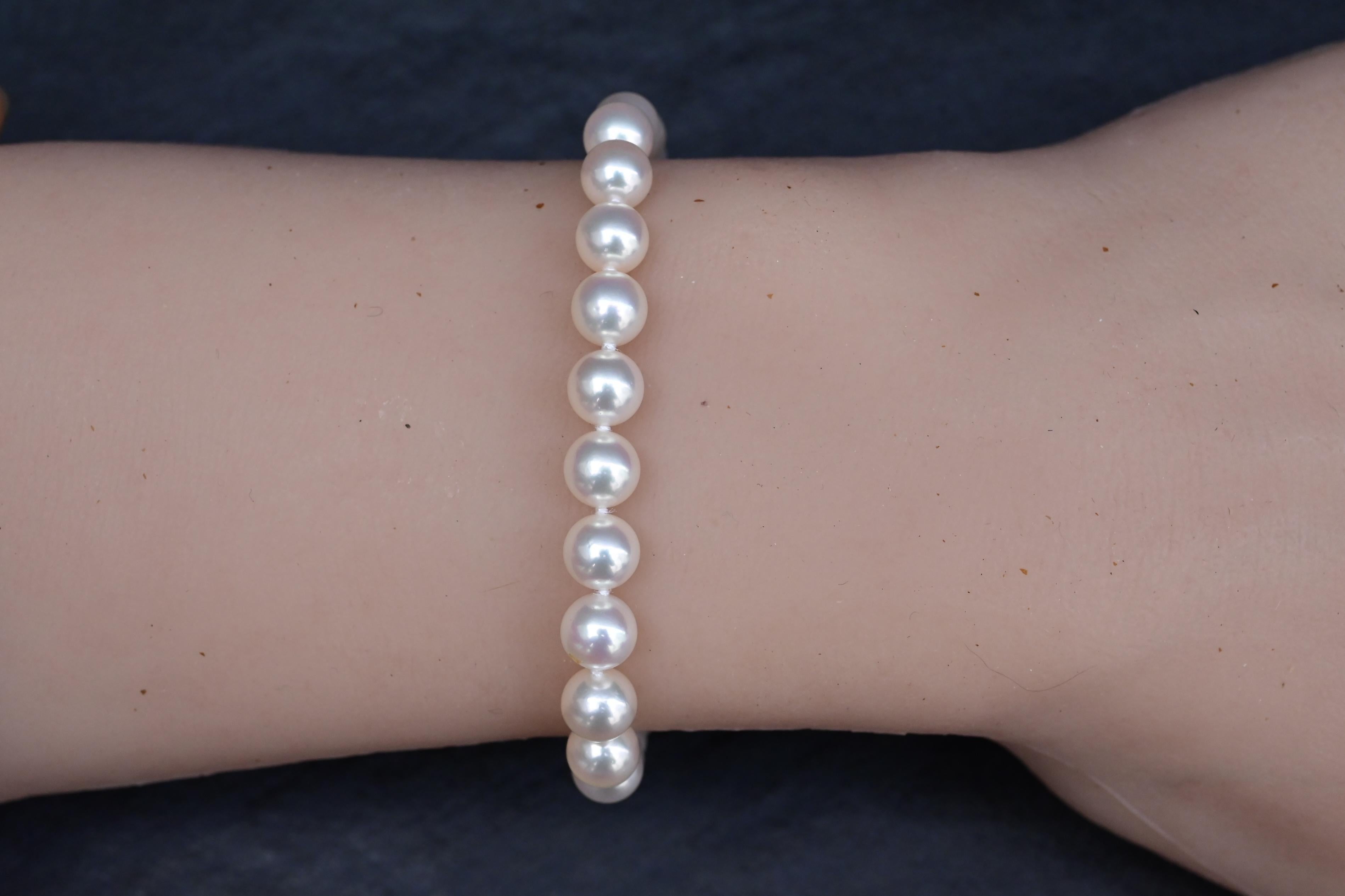 Mikimoto 18K Yellow Gold Akoya Pearl Bracelet Full Set– 6.5mm Pearls, 7 1/2” For Sale 4