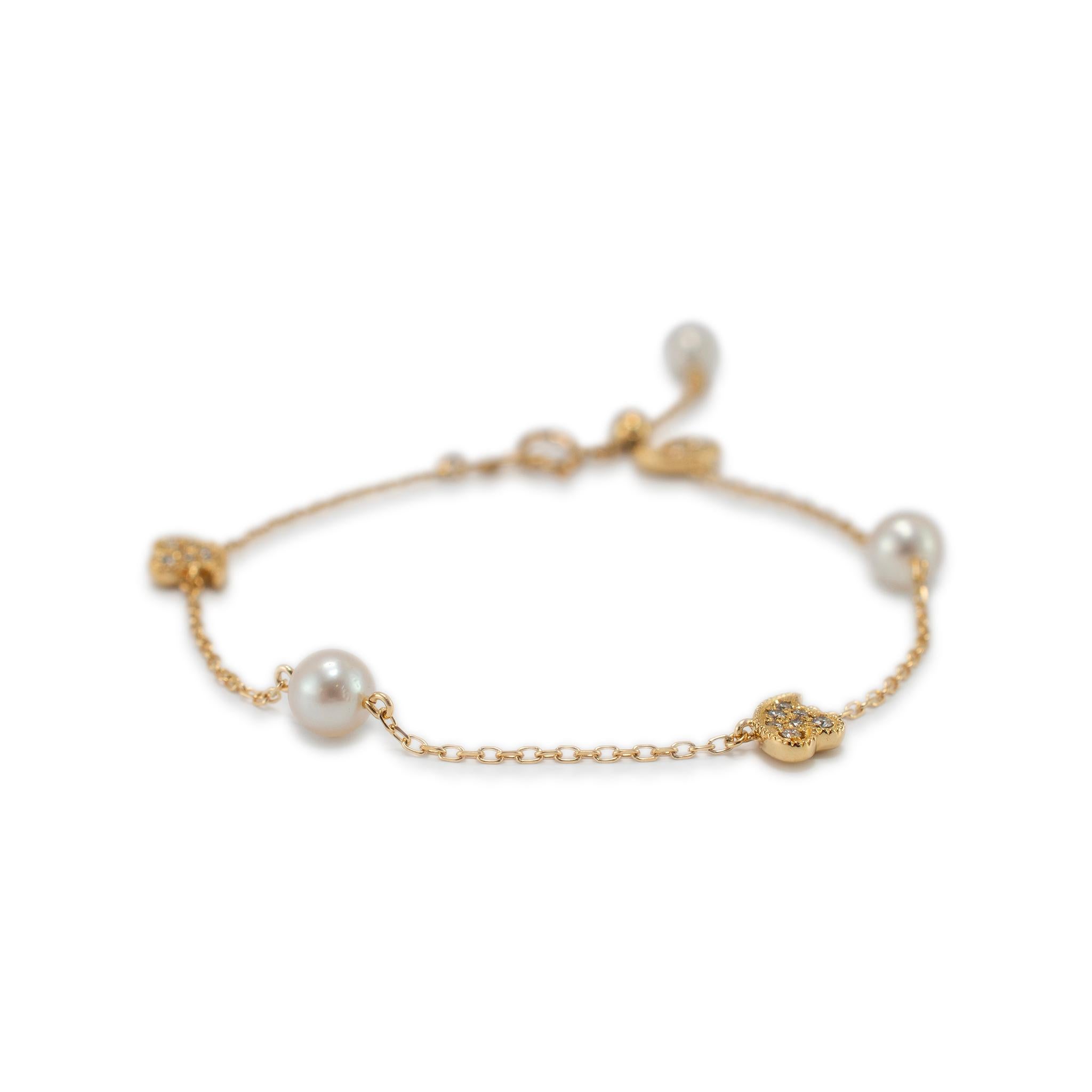 Mikimoto Pulsera de oro amarillo de 18 quilates con diamantes y perlas Akoya Corte redondo en venta