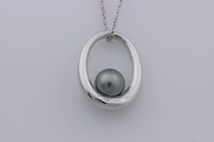 Mikimoto 18 Karat White Gold Tahitian Pearl Necklace