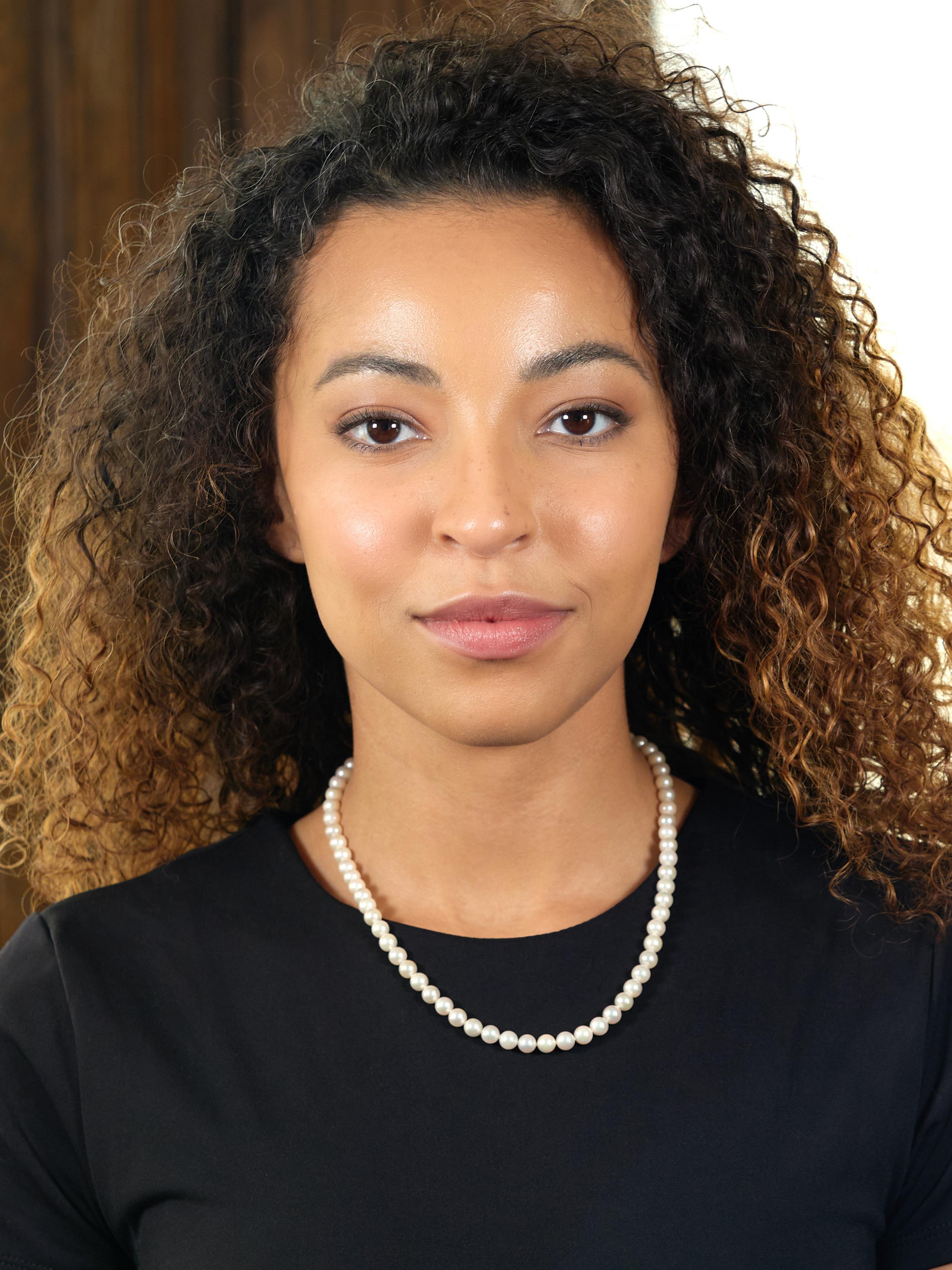 Mikimoto Collar de perlas Akoya de los años 80 en oro amarillo de 18 quilates en venta 3