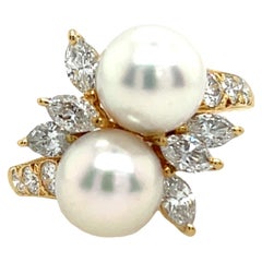 Mikimoto 2 Pearl 
Diamond Ring Set In 18ct Yellow Gold