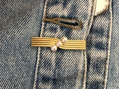 Mikimoto 3 Pearl Tie Clip 14k Yellow Gold