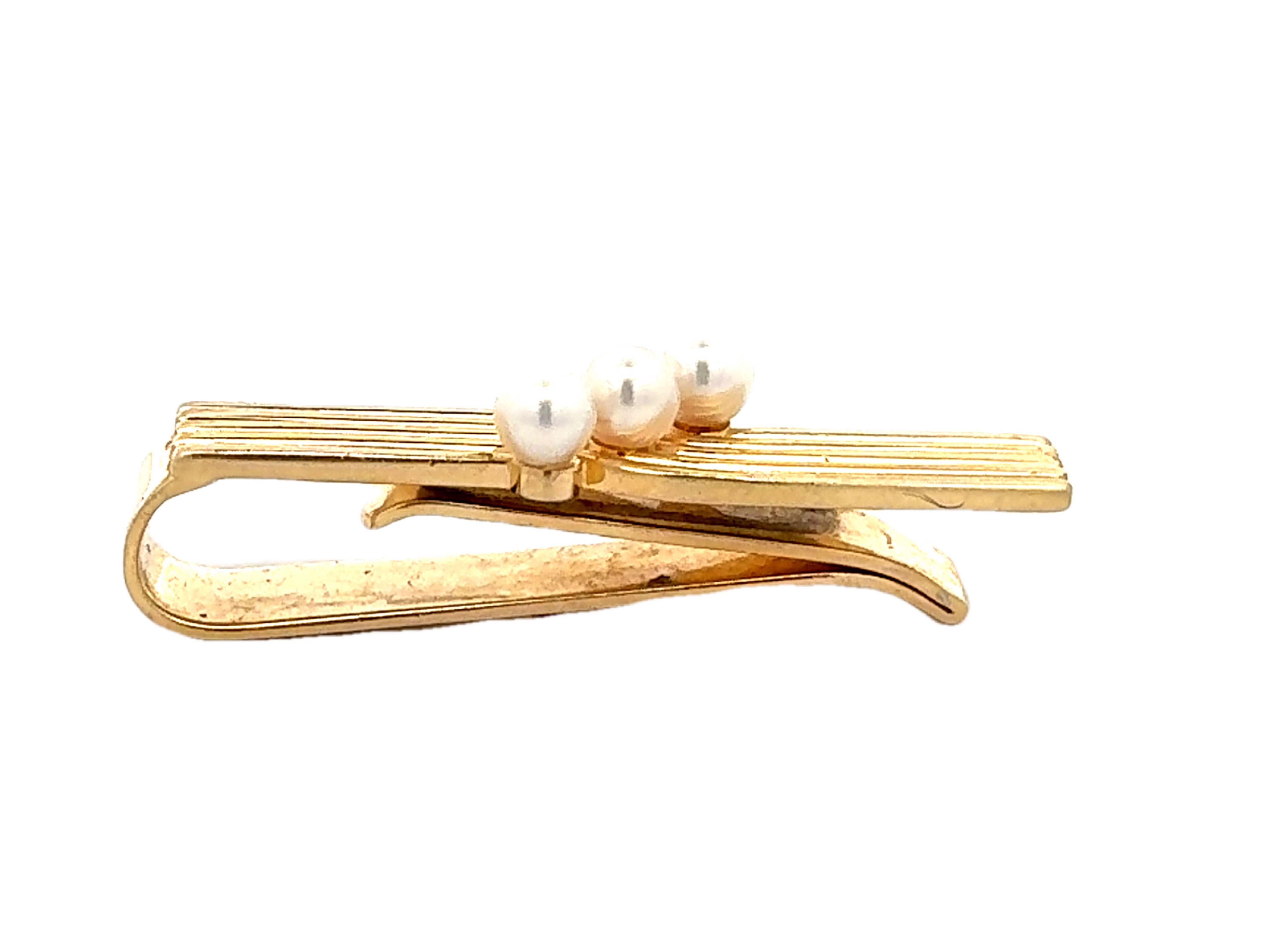 Mikimoto 14k Gelbgold Perlen-Krawattenclip mit 3 Perlen im Angebot 1