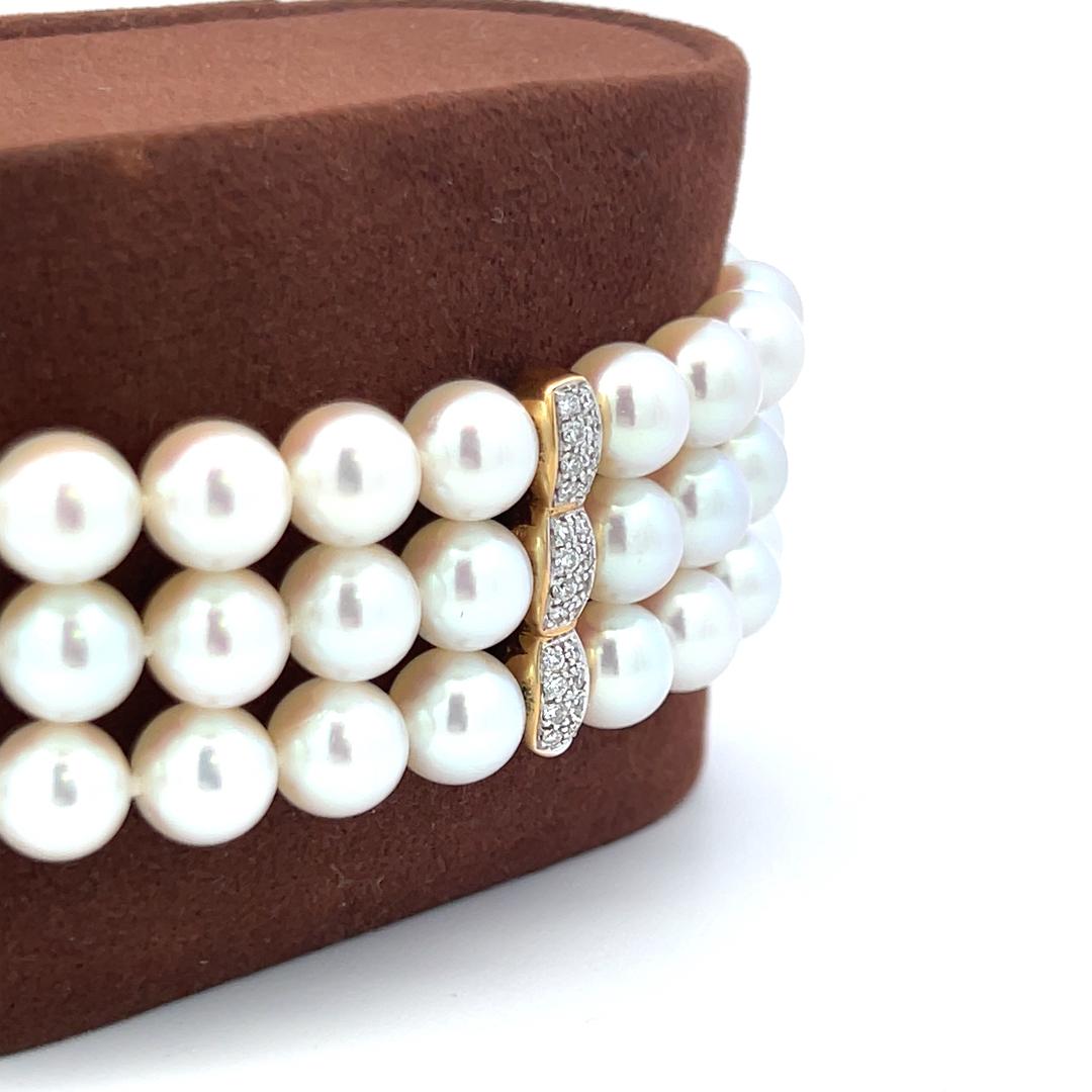 Mikimoto 6.5-6.9MM Pearl 0.68 Carat Round Brilliant Diamond 18K YG Bead Bracelet For Sale 1