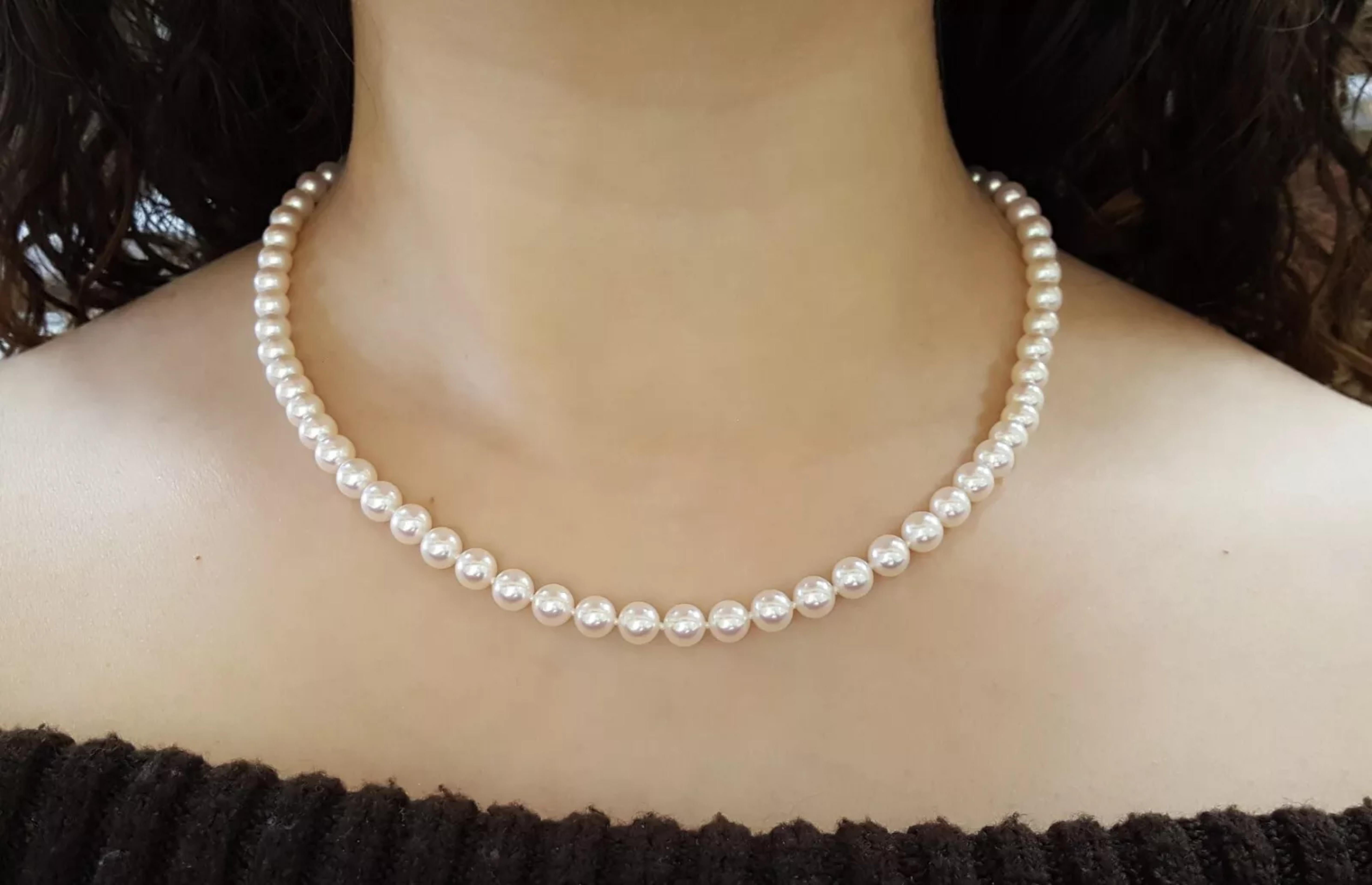 Mikimoto A+ 6.5mm Akoya Pearl Strand Necklace in 18K Yellow Gold For Sale 2