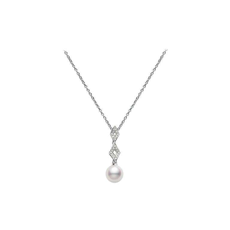 Tia a Japanese Akoya Cultured Pearl Pendant | American Pearl Tia a Japanese Akoya Cultured Pearl Pendant | American Pearl