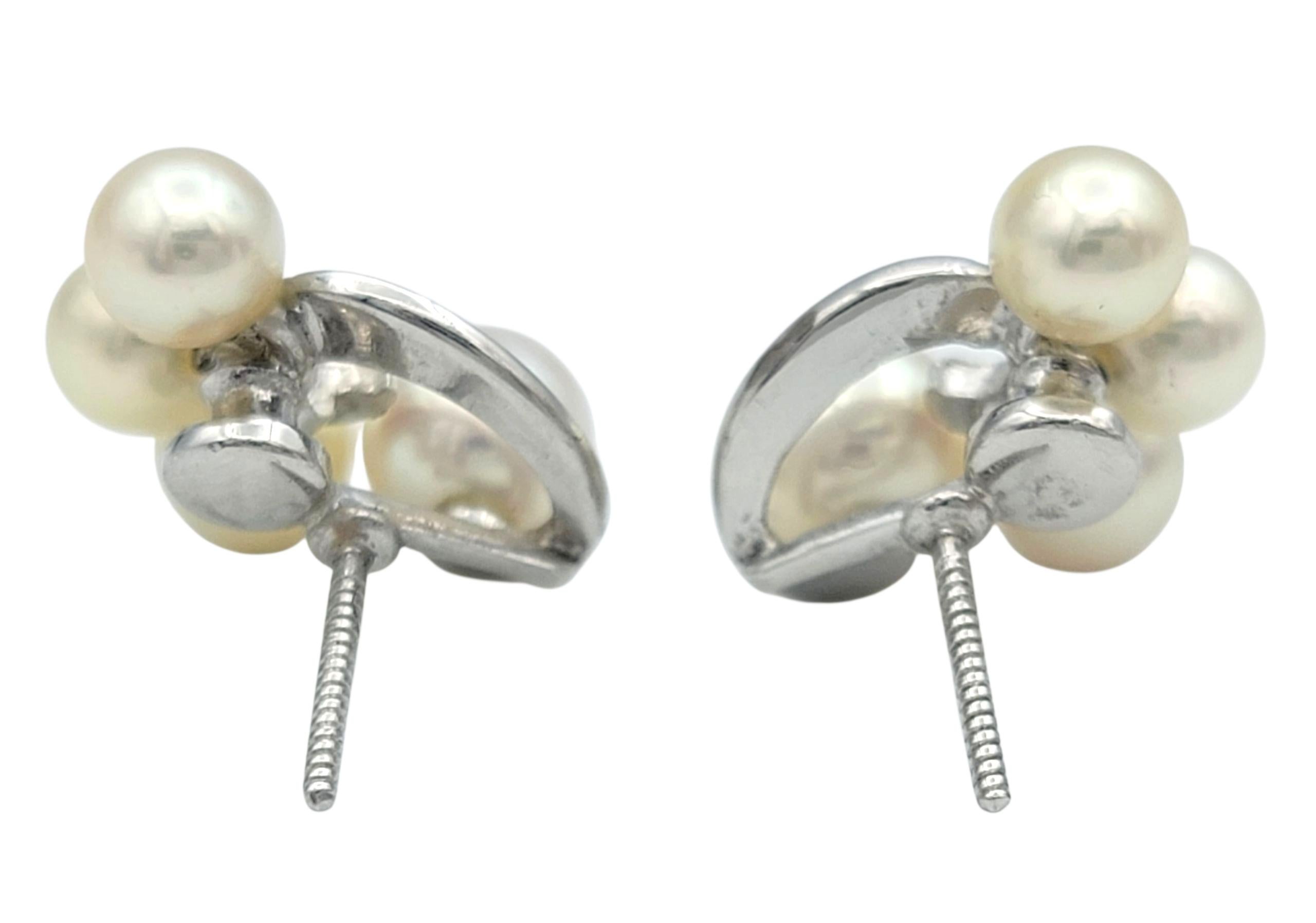 Mikimoto - Boucles d'oreilles en or blanc 18 carats avec motif en forme de tourbillon de perles de culture d'Akoya Pour femmes en vente