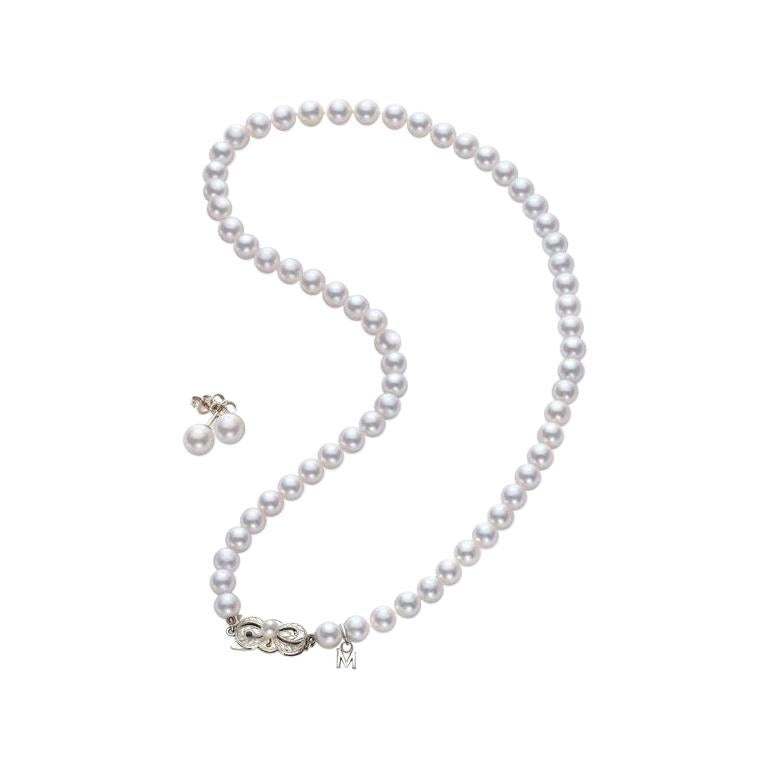 Akoya Pearl Set - 22 For Sale on 1stDibs