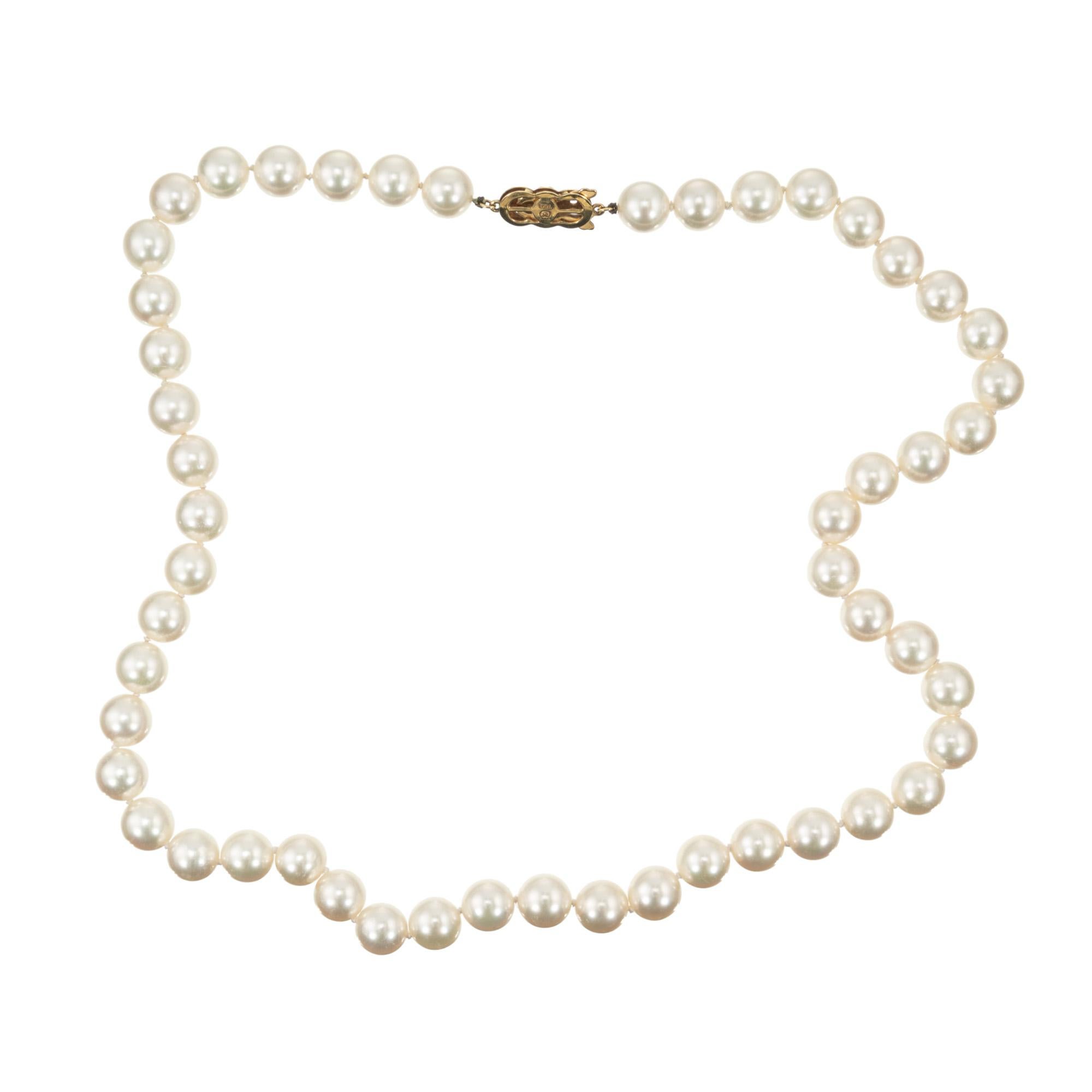 Round Cut Mikimoto Akoya Cultured Pearl Yellow Gold Necklace
