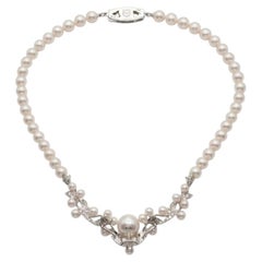 Mikimoto-Halskette mit Akoya-Perlen und Diamanten