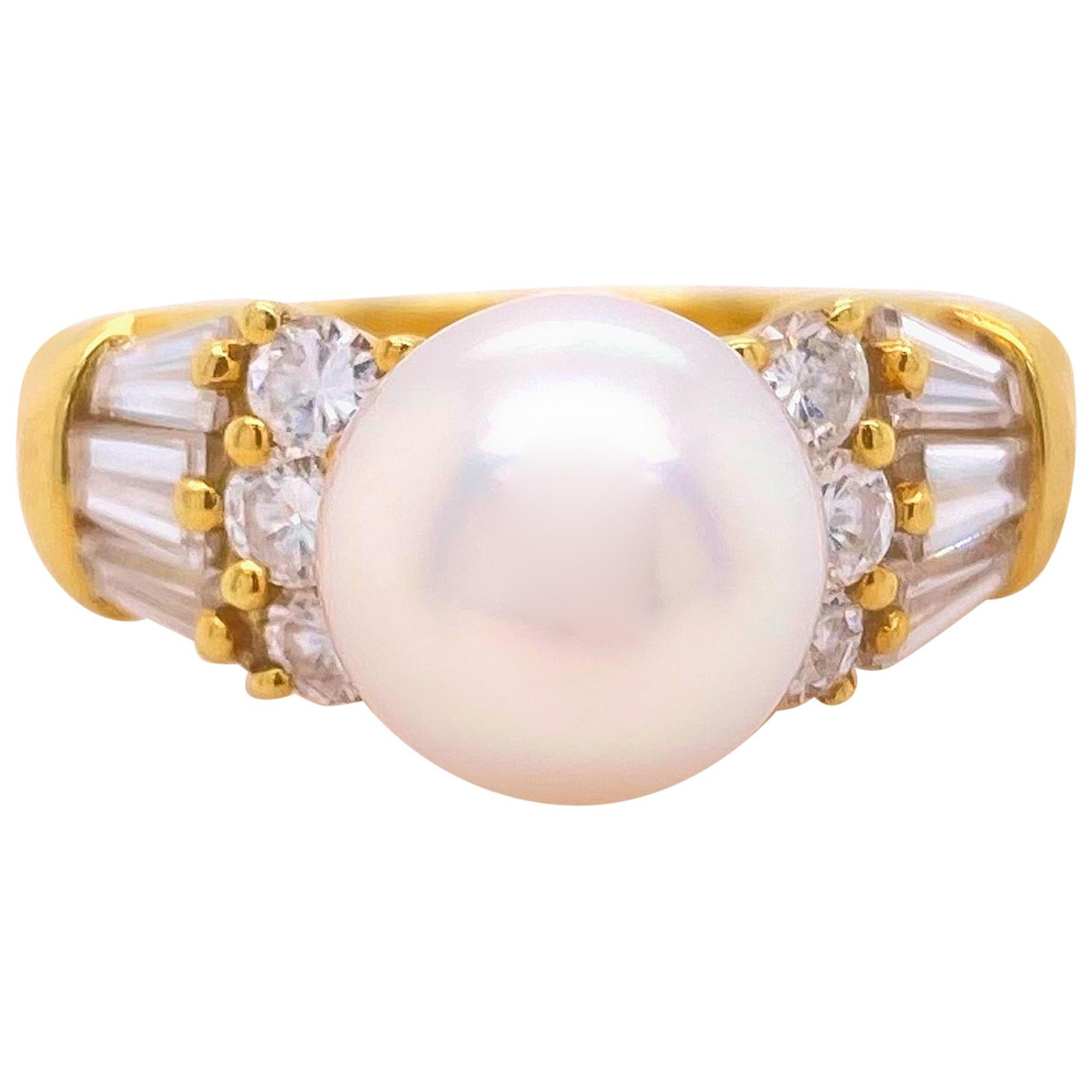 Mikimoto Akoya Pearl and Diamond Ring 18 Karat Yellow Gold