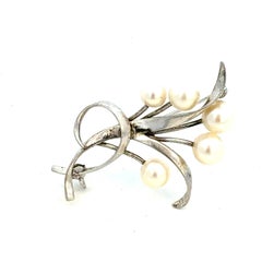 Mikimoto Akoya Pearl Brooch 6.15 mm Sterling Silver Estate