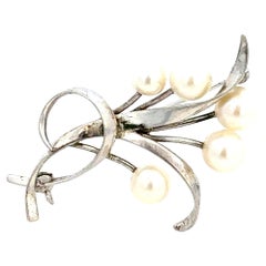 Mikimoto Akoya Pearl Brooch 6.15 mm Sterling Silver Estate