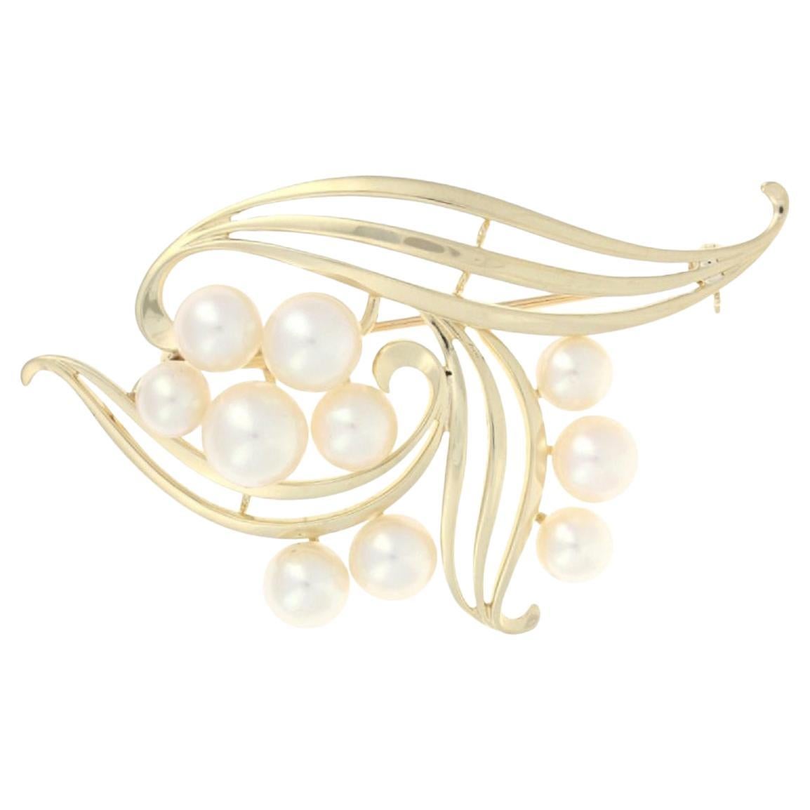 Mikimoto Akoya Pearl Brooch, Yellow Gold 14k Leaf Swirl Botanical Pin For Sale