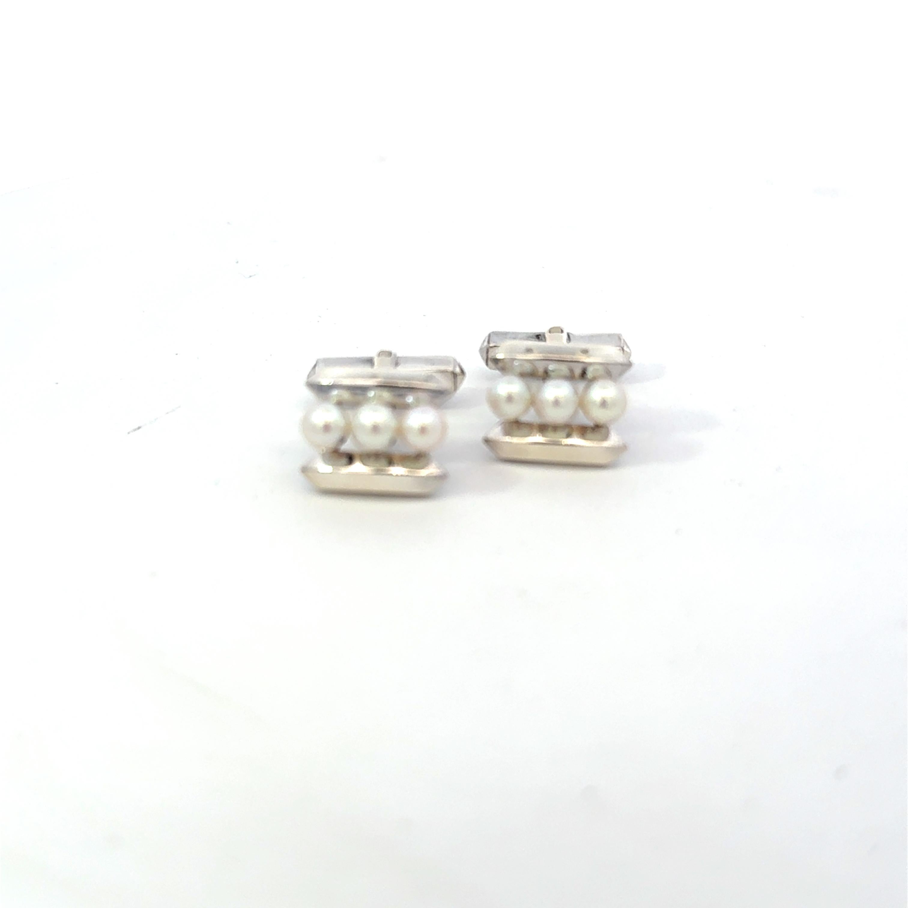 Mikimoto Akoya Pearl Cufflinks Sterling Silver 4.75 mm Estate In Good Condition For Sale In Brooklyn, NY