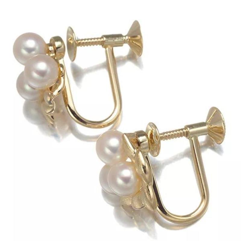 Mikimoto's cultured pearl earrings offer timeless sophistication and are a beautiful addition to any jewelry collection. Each pair is carefully made, which includes exquisite Akoya pearls sized around 4.4mm, which are known for their dazzling