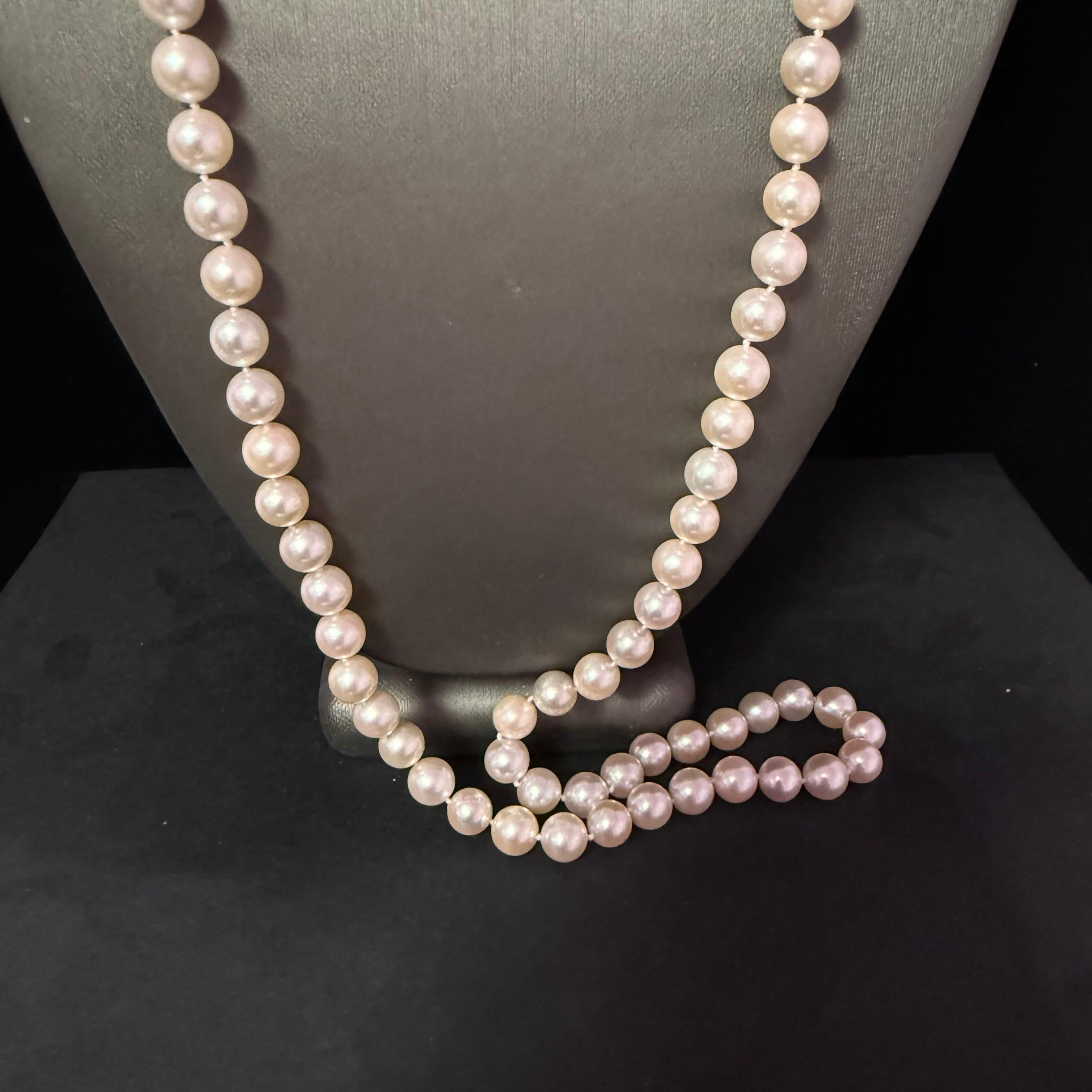 Donna Collana di perle Mikimoto Akoya da 9 mm e 33,5